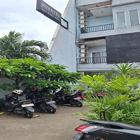 Oyo 93584 Rukotel South Tangerang Luaran gambar