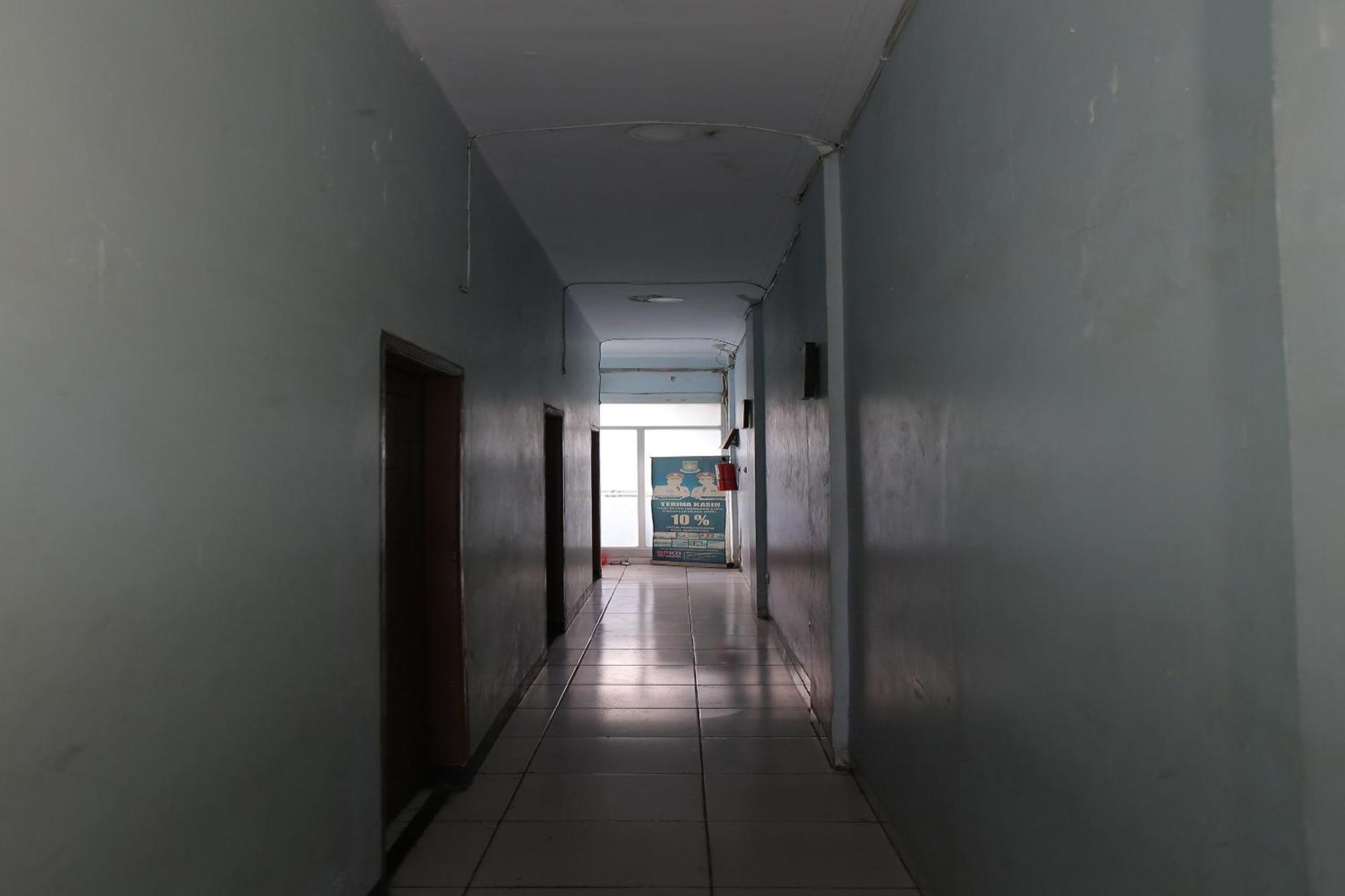 Oyo 93584 Rukotel South Tangerang Luaran gambar