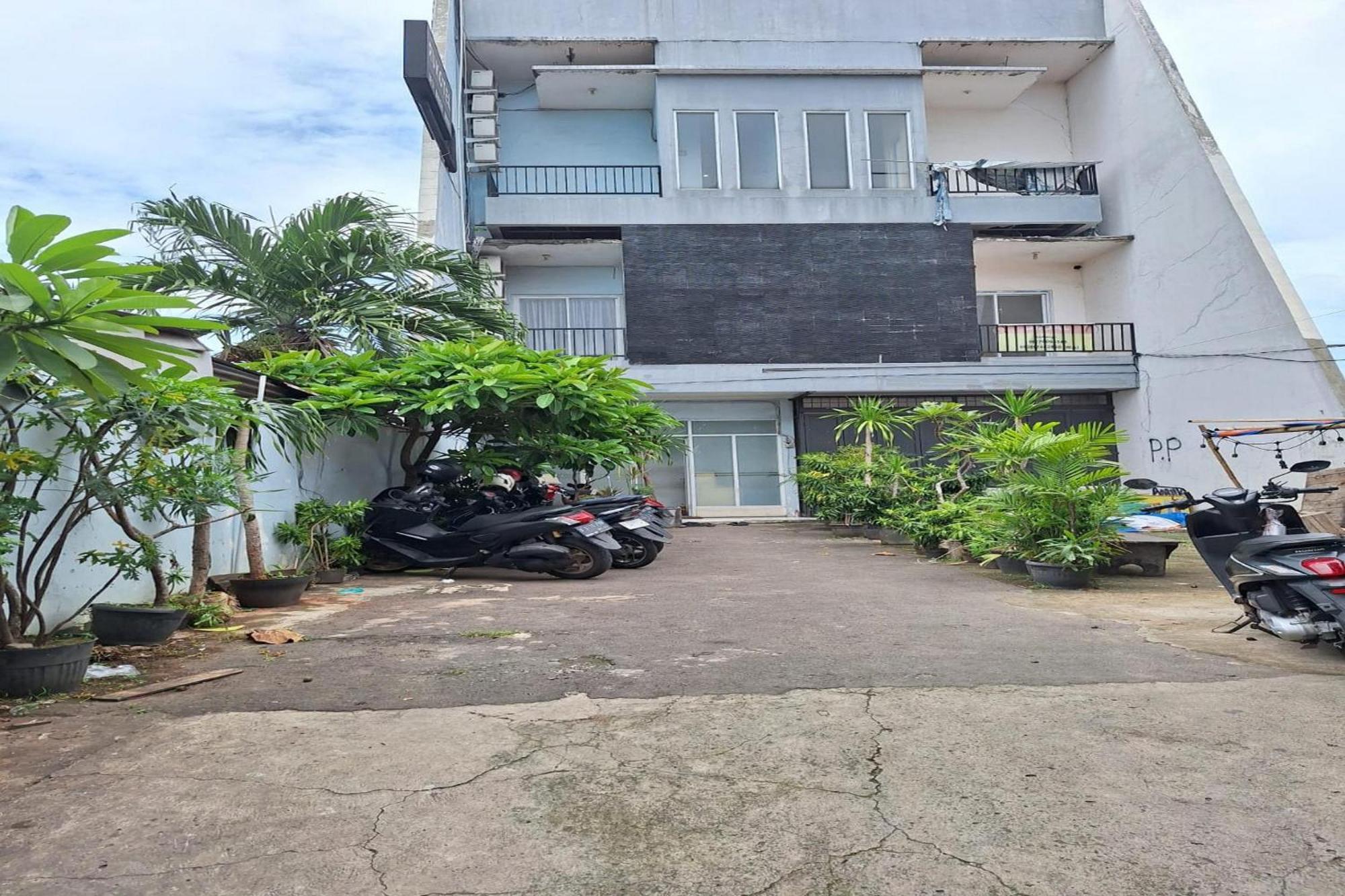 Oyo 93584 Rukotel South Tangerang Luaran gambar